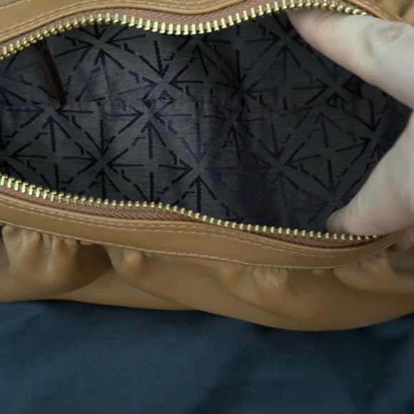 Manu Atelier Cylinder Bag - Picture 4 of 5